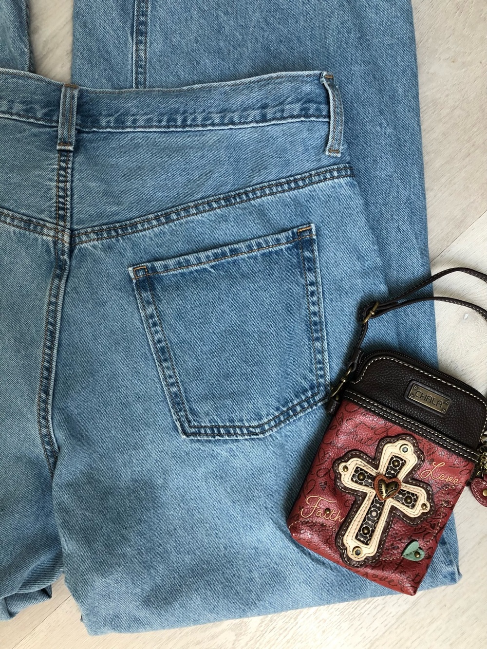 Old Navy High Rise Wide Leg Baggy Jeans Light Wash Size 16 - Picture 10 of 12